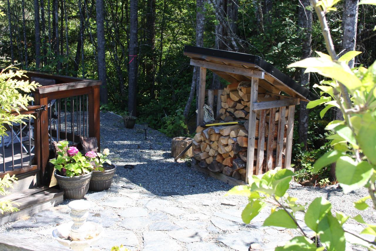 A Shack In The Woods Chalet *